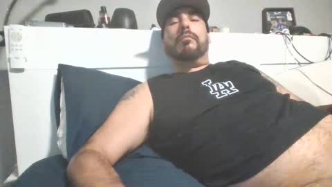 Snapshot of talllatino310 chatting on 10.07.25 talllatino310 online show from 10.07.25