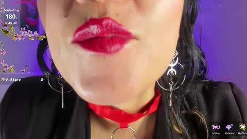 Snapshot of tamara_rouse1 chatting on 10.03.25 tamara online show from 10.03.25
