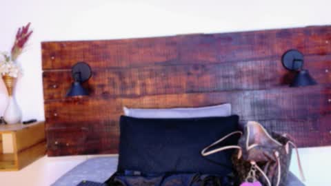    online show from 03.04.26