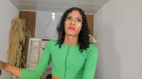  T A M A R A  online show from 11.07.25