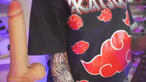 Snapshot of tamaracampell chatting on 12.16.24 Cami 3 online show from 12.16.24