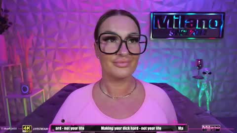 Snapshot of tamaramilano chatting on 03.11.25 TamaraMilano online show from 03.11.25