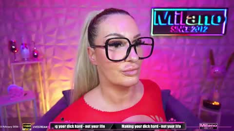 Snapshot of tamaramilano chatting on 02.15.26 TamaraMilano online show from 02.15.26