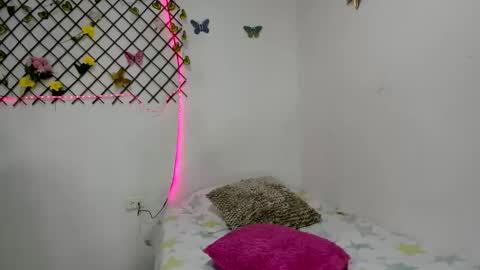 TamiDesire online show from 04.14.26