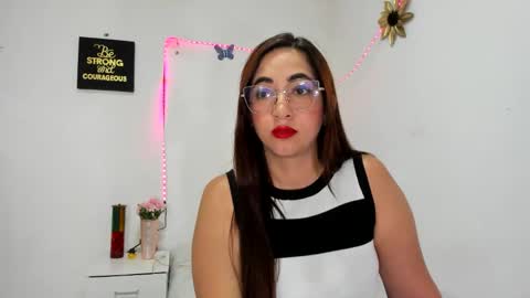 TamiDesire online show from 04.24.26