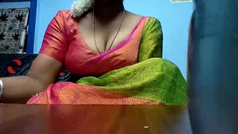 Snapshot of tamilmadhi520 chatting on 05.10.26 tamilmadhi520 online show from 05.10.26