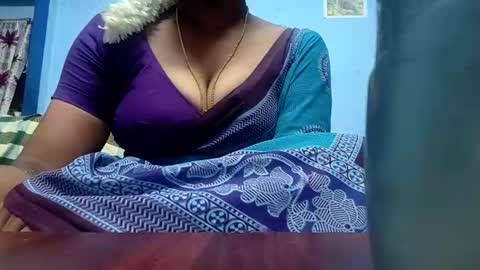 Snapshot of tamilmadhi520 chatting on 05.20.26 tamilmadhi520 online show from 05.20.26