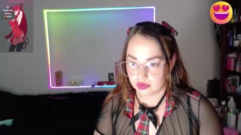 Snapshot of tammy_parker chatting on 02.15.26 Tammy Parker online show from 02.15.26