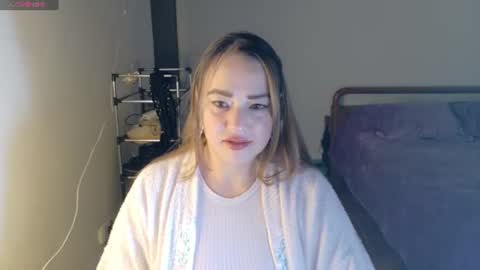 Snapshot of tammy_parker chatting on 07.30.26 Tammy Parker online show from 07.30.26