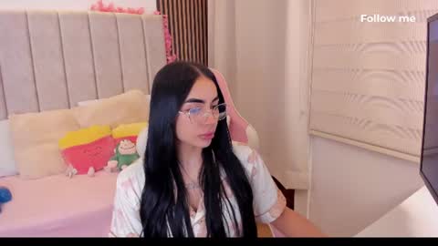 Snapshot of tammy_w chatting on 06.24.26 Tammy online show from 06.24.26