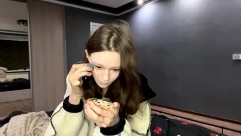 Snapshot of tammygosney chatting on 04.28.26 Adriana online show from 04.28.26