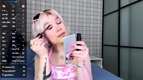 Lola online show from 01.14.26