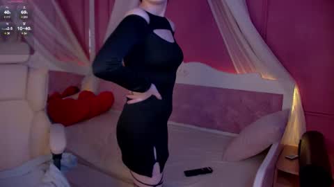 Snapshot of tammymays chatting on 06.18.26 Tammy Mays online show from 06.18.26