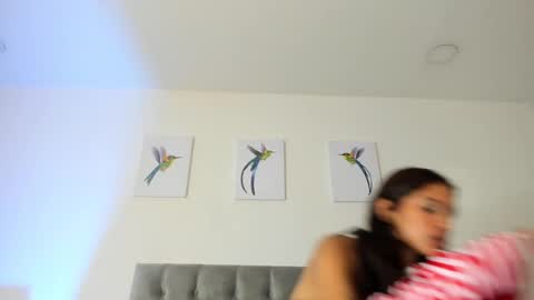 Snapshot of tamy_edwards chatting on 12.24.24 Tamy online show from 12.24.24