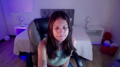 Snapshot of tamy_edwards chatting on 02.27.25 Tamy online show from 02.27.25