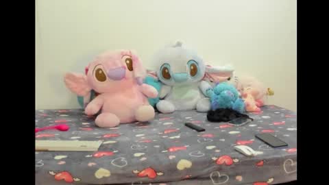 Snapshot of tamy_ian chatting on 02.17.26 Tamy ian online show from 02.17.26