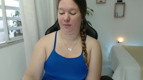 Snapshot of tamy_shine87 chatting on 12.17.24 Im Samy online show from 12.17.24