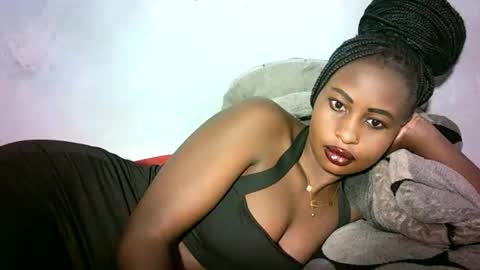 Snapshot of tanasha_20 chatting on 11.18.25 tanasha_20 online show from 11.18.25