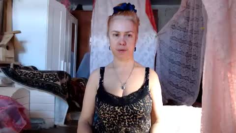 Snapshot of tanganiika chatting on 02.25.26 Milena online show from 02.25.26