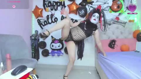 Snapshot of tania_lucia1 chatting on 10.24.25 Tania lucia  online show from 10.24.25