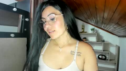 Snapshot of tania_mature chatting on 06.03.26 tania online show from 06.03.26