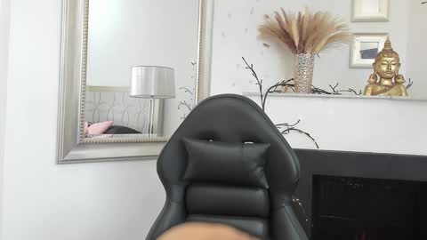 TaniaCarter online show from 01.30.25