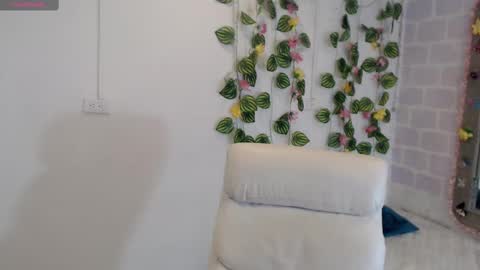 Tania  online show from 10.23.25