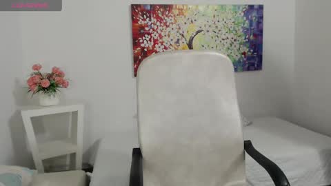 Snapshot of taniadevil_69 chatting on 05.26.26 Tania online show from 05.26.26
