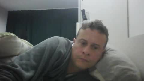 Snapshot of tanitog chatting on 11.03.25 Tanitog online show from 11.03.25