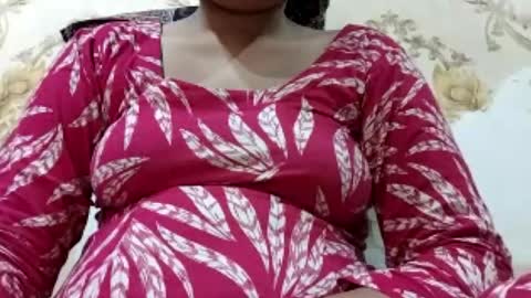 Snapshot of taniya_roy4628 chatting on 06.16.26 taniya_roy4628 online show from 06.16.26