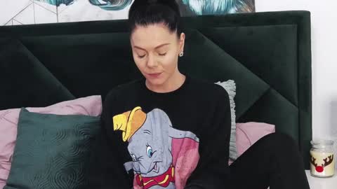 tanyaGrey online show from 12.18.24