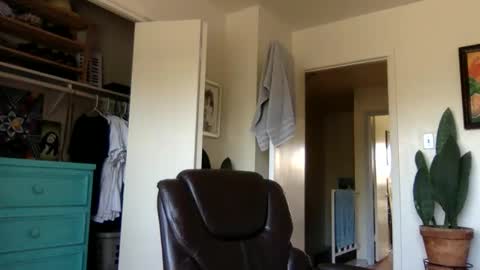 Dr. Love online show from 02.09.26