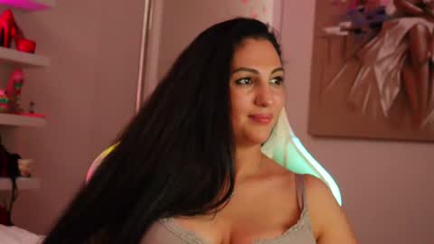 Tania online show from 01.13.25