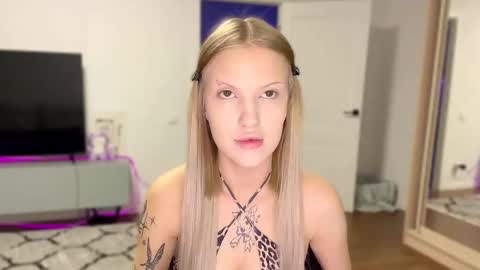 Snapshot of tanyaquartaro chatting on 02.28.26 Alisa online show from 02.28.26