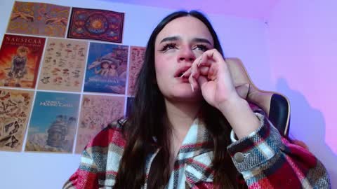 Snapshot of tara_hs chatting on 12.06.24 online show from 12.06.24