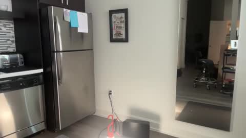 Snapshot of taranyc chatting on 12.14.25 taranyc online show from 12.14.25