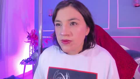 Snapshot of tarataylorr chatting on 02.07.26 Tara online show from 02.07.26