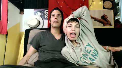 Snapshot of tarian_xxx chatting on 05.10.26 T J online show from 05.10.26