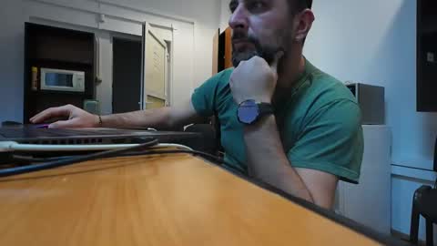 Snapshot of tarkan198 chatting on 01.07.25 tarkan198 online show from 01.07.25