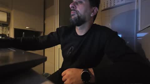 Snapshot of tarkan198 chatting on 02.13.25 tarkan198 online show from 02.13.25
