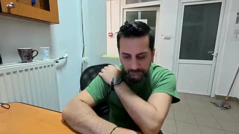 Snapshot of tarkan198 chatting on 02.20.25 tarkan198 online show from 02.20.25