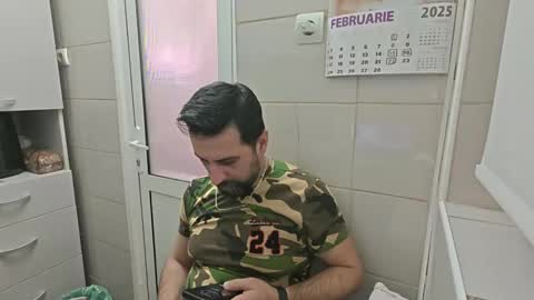 Snapshot of tarkan198 chatting on 02.26.25 tarkan198 online show from 02.26.25
