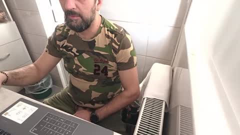 Snapshot of tarkan198 chatting on 03.06.25 tarkan198 online show from 03.06.25