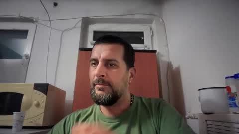 Snapshot of tarkan198 chatting on 10.23.25 tarkan198 online show from 10.23.25