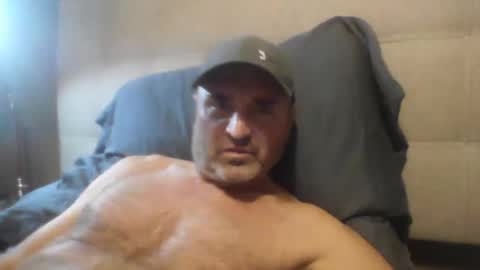 Snapshot of tarzeny77 chatting on 10.21.25 tarzeny77 online show from 10.21.25