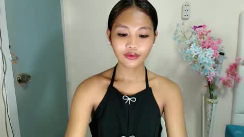 Snapshot of tashaa_09 chatting on 09.17.25 call me tashaa online show from 09.17.25