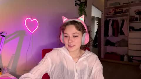 Snapshot of tashajovich chatting on 02.26.26 Darlin online show from 02.26.26