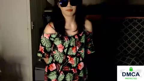 TashaKai online show from 02.21.25