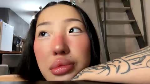 Viola online show from 12.04.25