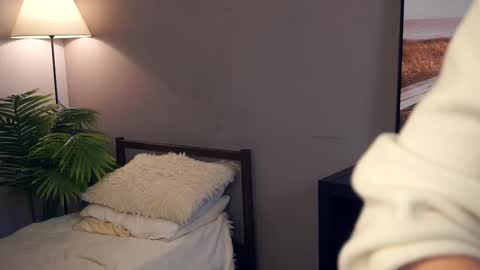 Your Ressie online show from 12.02.25